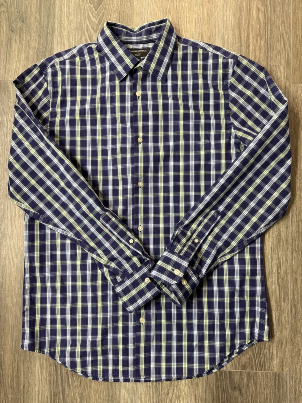 Banana Republic Men's Blue Green Plaid Button Shirt Large 16-16.5(34-35”) Preppy